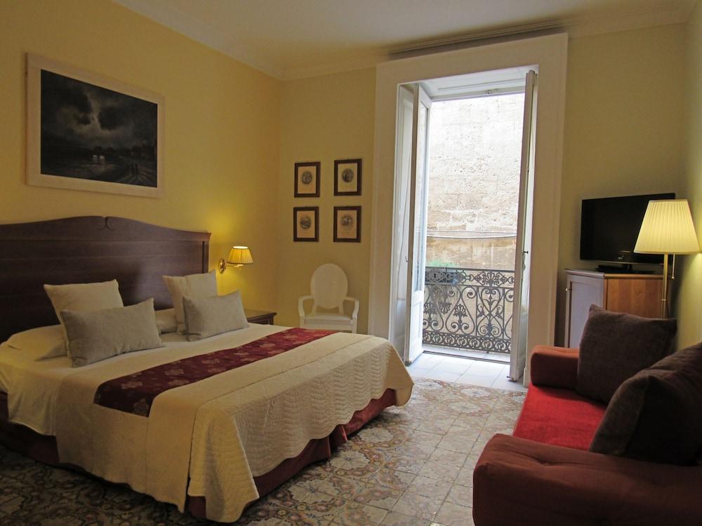Hotel Akropolis - Museum Hotel Taranto Dış mekan fotoğraf
