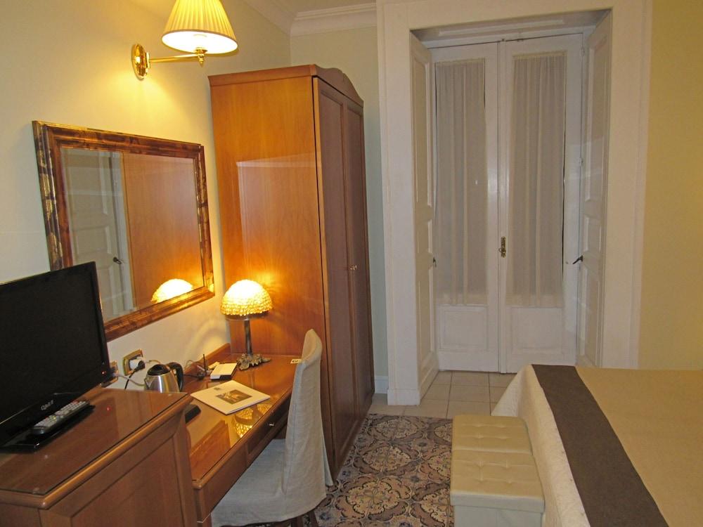 Hotel Akropolis - Museum Hotel Taranto Dış mekan fotoğraf